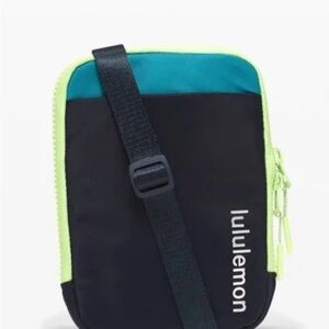 lululemon athletica Black and Teal Belt Bag